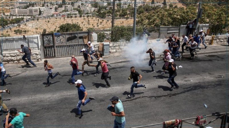 قوات الاحتلال تمنع فلسطينيين من الوصول إلى المسجد الأقصى