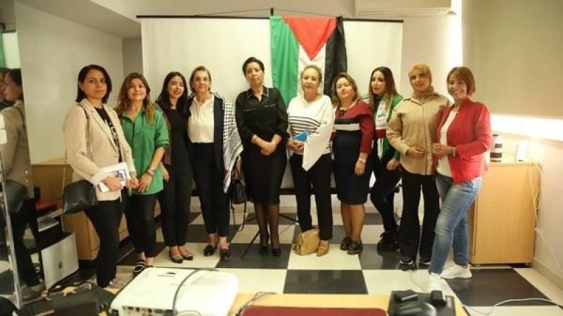 الجرائم المرتكبة ضد الصحفيين: شهادات لصحفييات من واقع الحرب في غزة