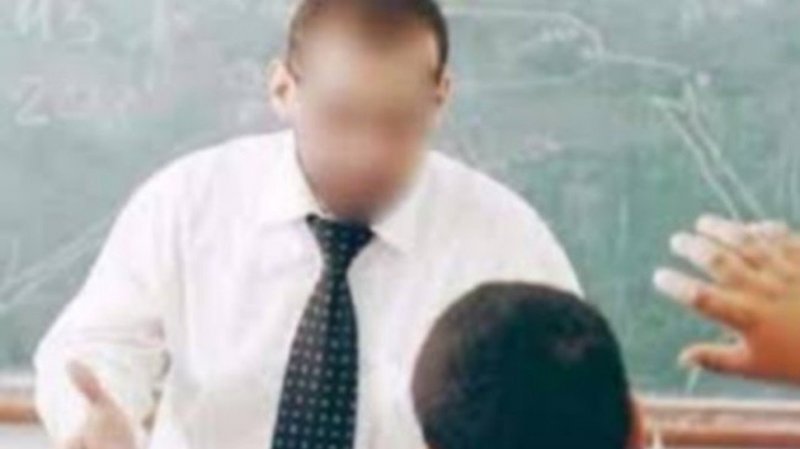 سيدي بوزيد: تلميذ يعتدي بالعنف الشديد على أستاذه