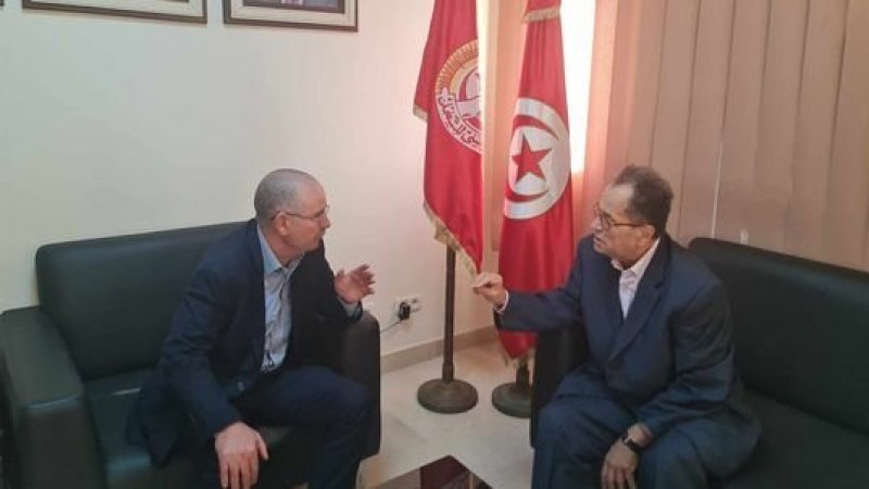 استعدادا لإحياء الذكرى 71 لاغتيال فرحات حشاد : الأمين العام يستقبل نجله نور الدين حشاد