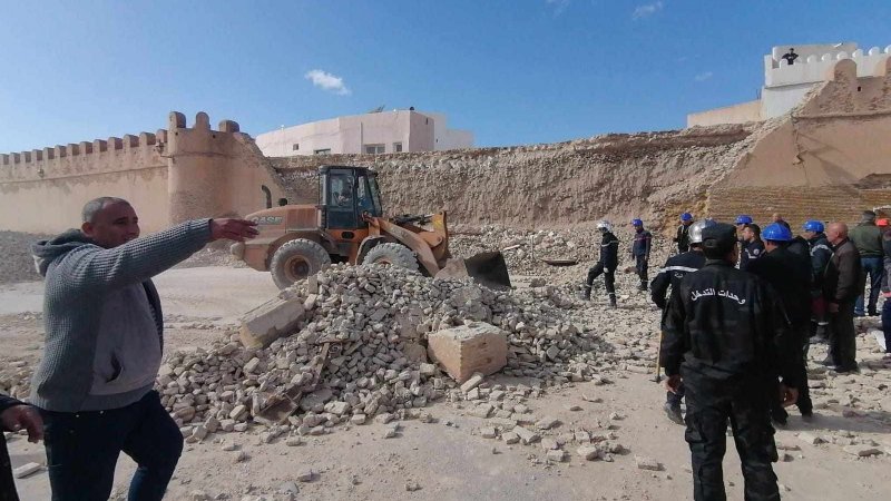بعد انهيار جزء من سور المدينة بالقيروان : ثلاث وفيات وثلاثة جرحى