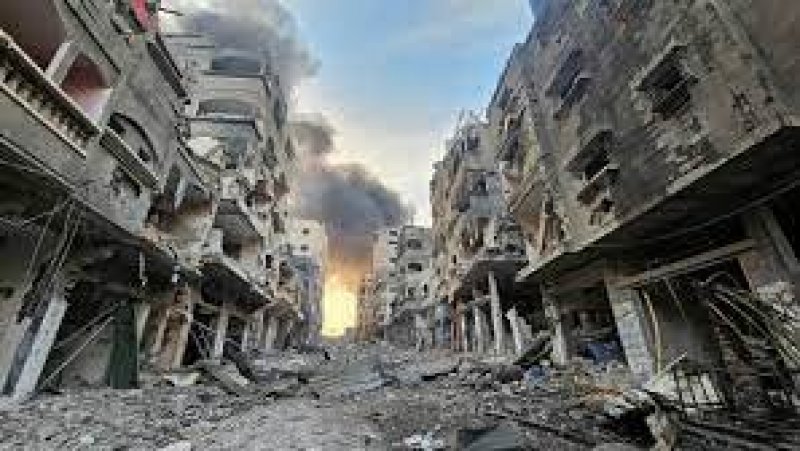 عشرات الشهداء والمصابين في اليوم الـ77 من العدوان الصهيوني على قطاع غزة