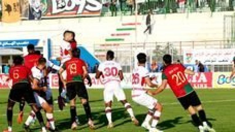 الملعب التونسي يفوز على النادي الافريقي و يرافق النجم الساحلي إلى "بلاي أوف" البطولة