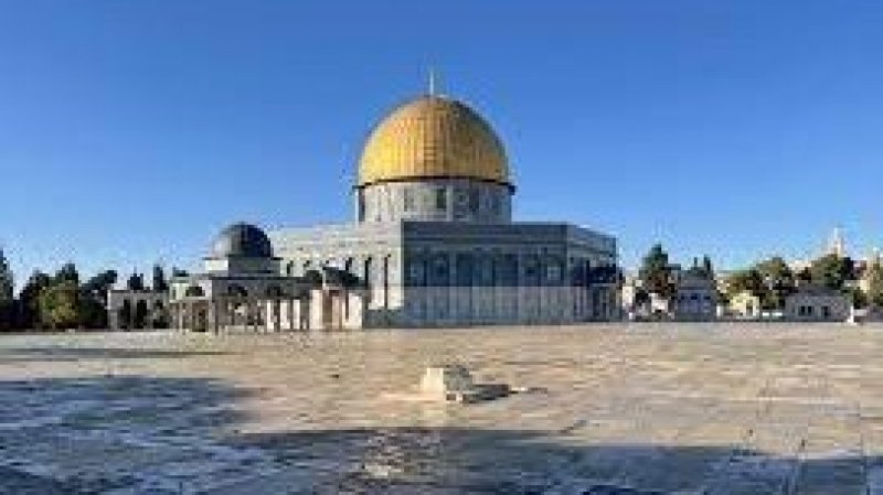 قيود وحصار على الاقصى وقمع للمصلين اليوم الجمعة