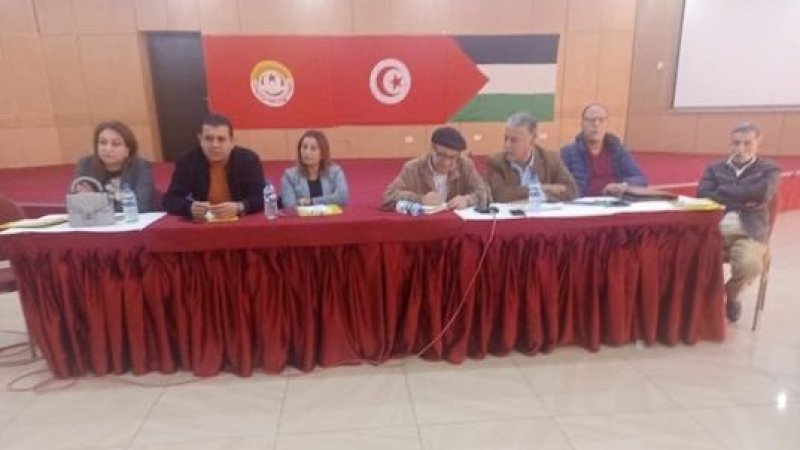 موظفو التربية يدعون الى تجمع عام احتجاجي في القصبة بالتنسيق مع اسلاك قطاع الوظيفة العمومية