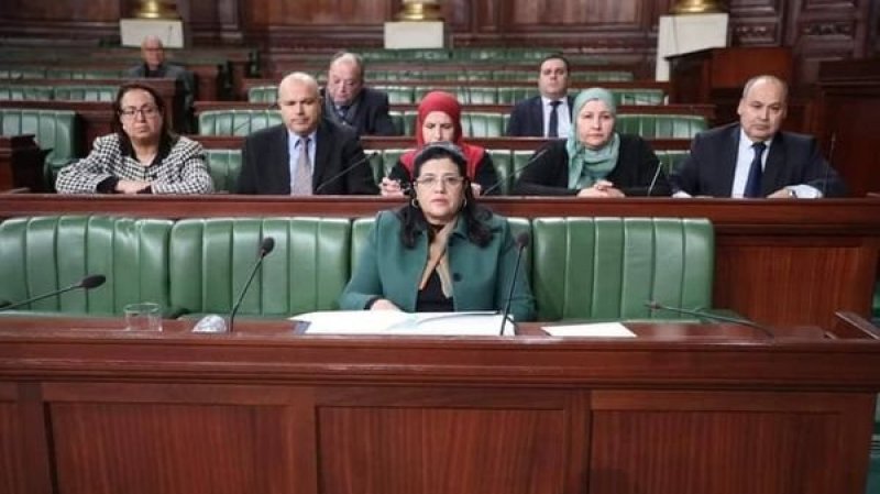 النواب طالبوا بالتوزيع العادل والشفافية : استعجال النظر في خط تمويل ايطالي للمؤسسات الصناعية في الجهات