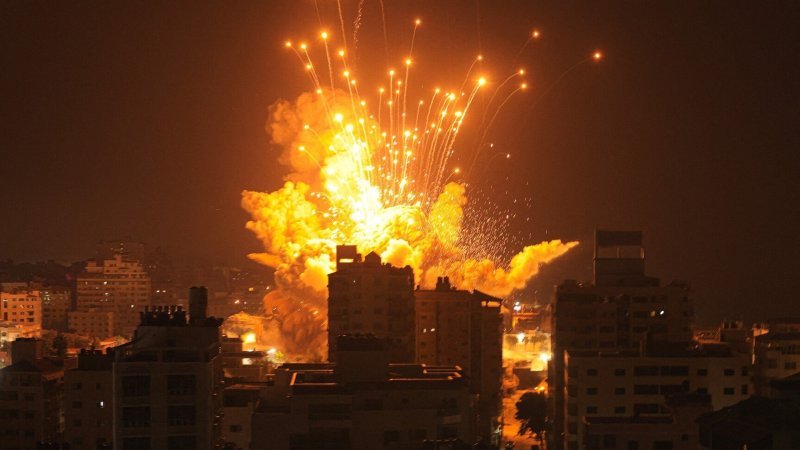 في اليوم الـ 115 من العدوان على غزة : عشرات الشهداء والجرحى جراء قصف الاحتلال وسط وجنوب القطاع