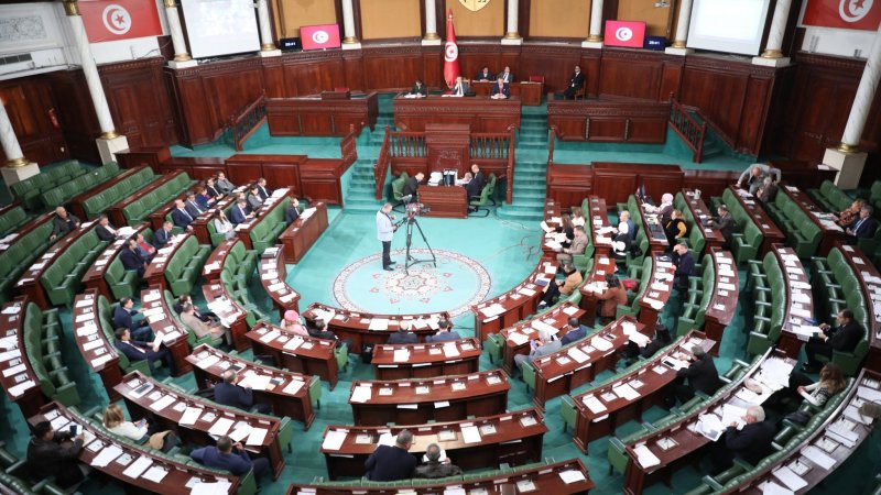 المصادقة على مشروع قانون الاتفاقية الخاصة بامتياز استغلال المحروقات
