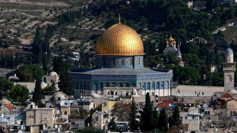 إسرائيل" تعلن السماح للمصلين بدخول المسجد الأقصى خلال الأسبوع الأول من شهر رمضان"