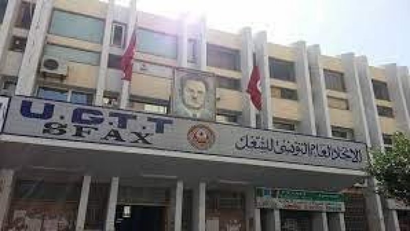إضراب و تجمع عمالي لأسلاك التربية بصفاقس الخميس المقبل
