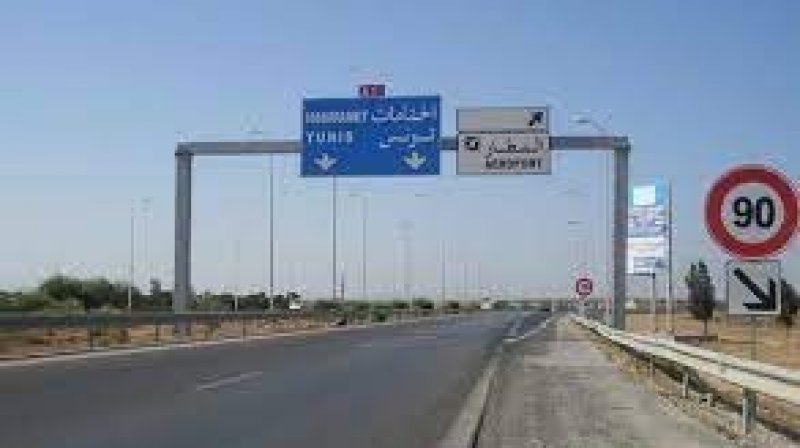 ماهي أسباب غلق الطريق السيارة تونس - الحمامات أمام السيارات ؟