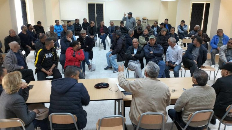 النقابيون يعبّرون عن تضامنهم مع الكاتب العام للاتحاد الجهوي للشغل بسليانة وهيئة إدارية جهوية في الأفق