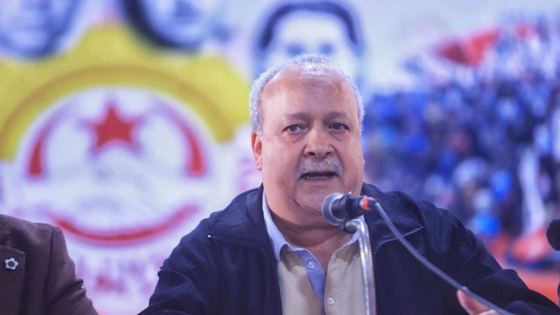 سامي الطاهري في الندوة الصحفية لإتحاد صفاقس : الإقرار بإستهداف الحق النقابي ليس من باب الشكوى وإنما تاكيد على واقع وعلى إستعداد النقابيين والنقابيات للدفاع عن منظمتهم