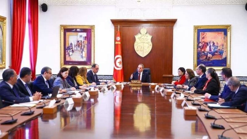 معدات السيارات : الترفيع في الهامش الى 25 % على المنتجات ذات المنشأ الوطني واعطائها الاولوية في الصفقات العمومية