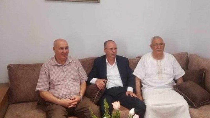 الأمين العام يطمئن على صحة الأخ يوسف العوادني