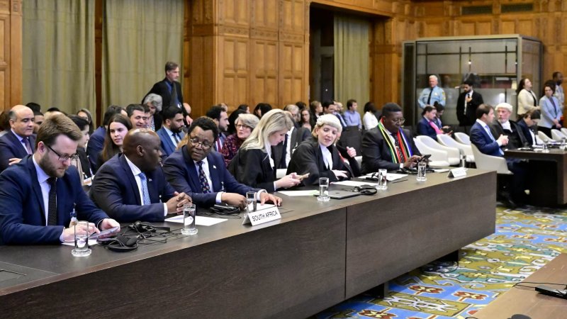 محكمة العدل الدولية تأمر إسرائيل بوقف عمليتها العسكرية في رفح جنوبي قطاع غزة وفتح المعبر أمام المساعدات.
