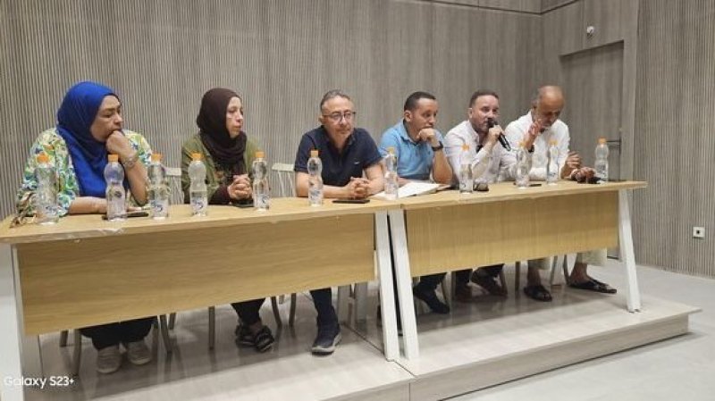 اجتماع عام لاعوان و اطارات اتصالات تونس