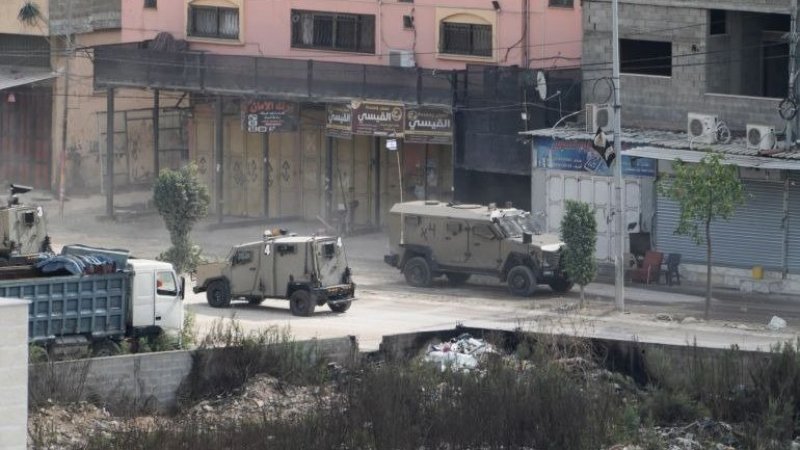 شهيدان واعتداءات على مزارعين في اقتحامات الاحتلال لبلدات بالضفة الغربية