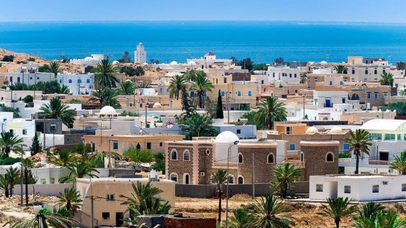 طقس اليوم الأربعاء : أجواء شديدة الحرارة حتى نهاية الأسبوع في قطاع غزة و سحب عامة مع ظهور خلايا رعدية مصحوبة بأمطار متفرقة في تونس