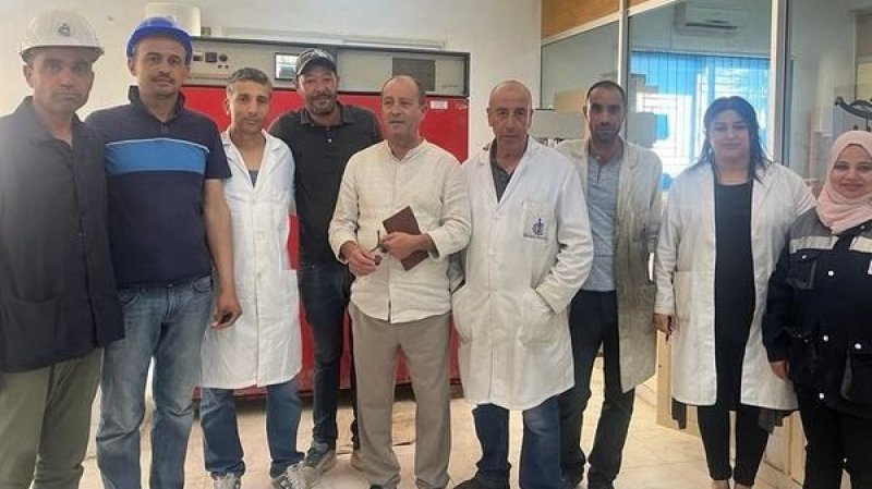جلسة عمل بمقر شركة اسمنت ام الكليل بالكاف