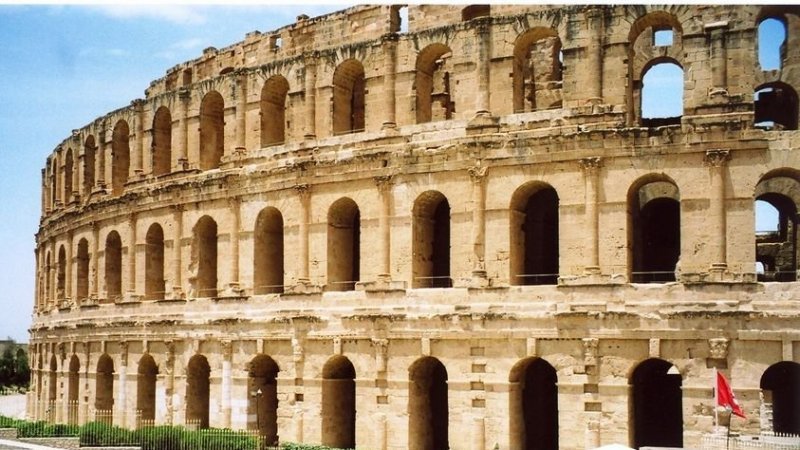 طقس اليوم الخميس : أجواء شديدة الحرارة وتحذير من التعرض لأشعة الشمس المباشرة في قطاع غزة و طقس عامة قليل السحب في تونس