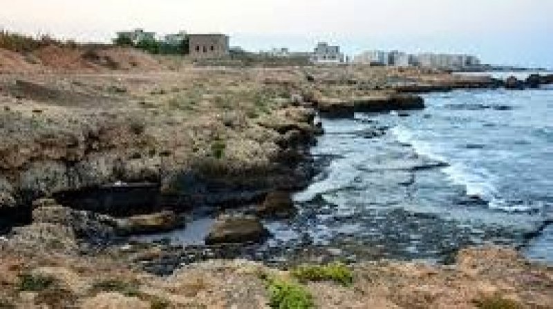 إسرائيل" تقصف محيط بانياس الساحلية بشمال غرب سوريا"