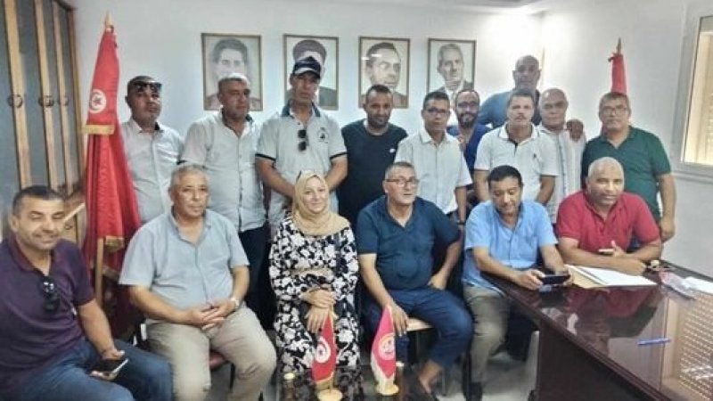 سليانة : مؤتمر الفرع الجامعي للصحة يجدد الثقة في الاخ عبد الستار المناعي