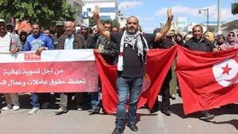 عمال الحضائر في يوم غضب