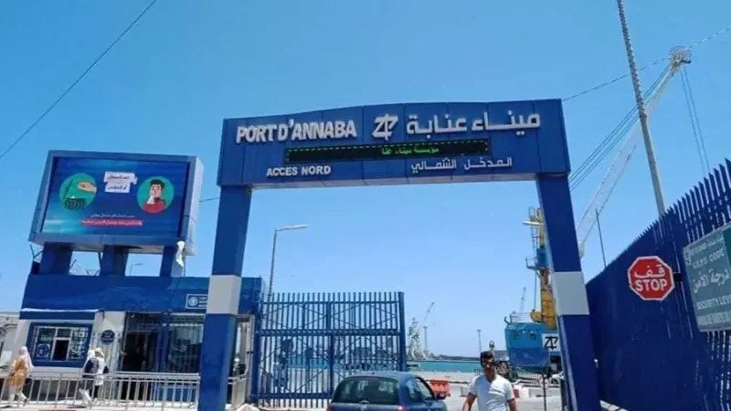 الجزائر: إحباط هجرة غير شرعية لشبان تسللوا إلى باخرة متجهة لفرنسا