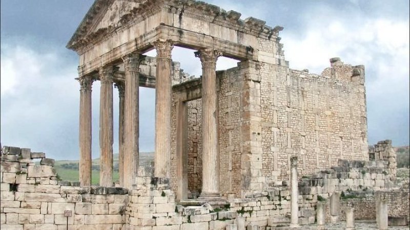 طقس اليوم الاربعاء : أجواء صافية في قطاع غزة و طقس مغيم جزئيا مع بعض الامطار المتفرقة في تونس
