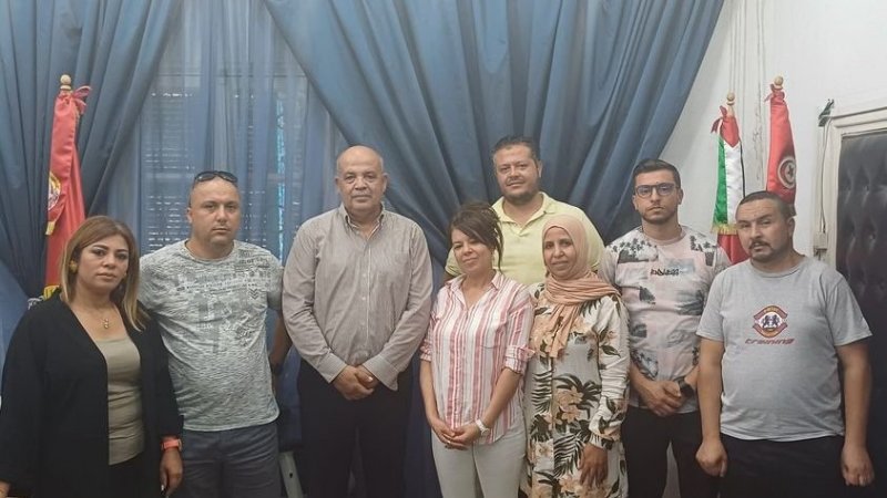 المكتب الجديد للنقابة الاساسية لاعوان شركة تجهيز الطيران بالمغيرة