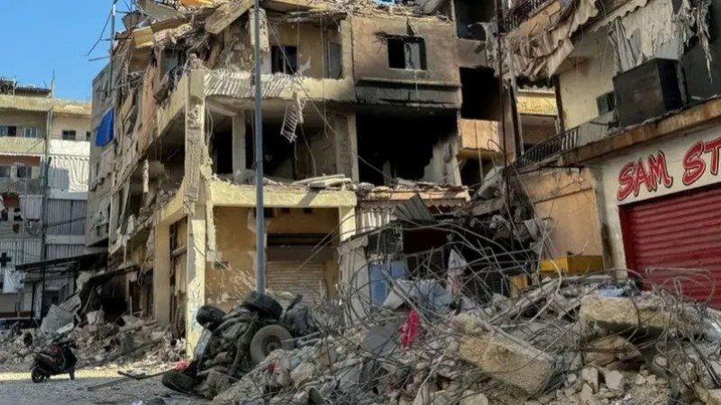 إسرائيل" توسع عملياتها البرية في لبنان وتدمر مسجدا في الجنوب"