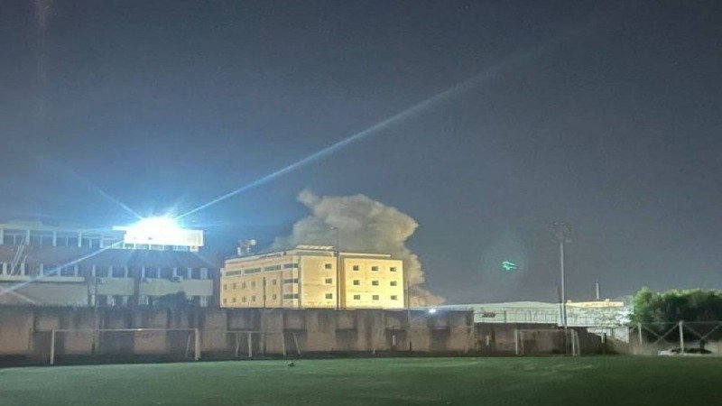 13 شهيدا و57 جريحاً جراء غارة قرب مستشفى الحريري في بيروت