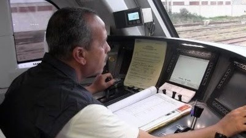 بعد تعهد والي تونس: تأجيل اضراب سواق القطارات الى 24 ديسمبر