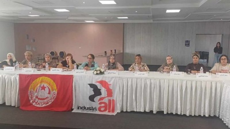 بحضور نقابيات من المغرب : اجتماع الشبكة التونسية للمرأة العاملة