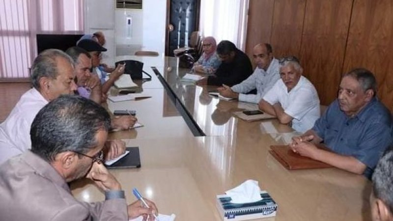 جلسة عمل بين والي مدنين و المكتب التنفيذي للإتحاد الجهوي لدراسة عدد من الملفات العالقة بالجهة