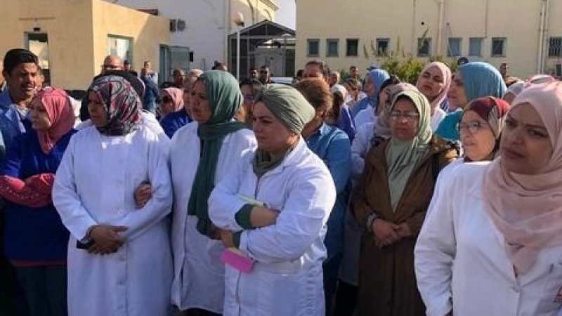 النقابة الاساسية لاعوان مستشفى الحسين بوزيان بقفصة تنفذ وقفة احتجاجية وتقرر مبدأ الاضراب