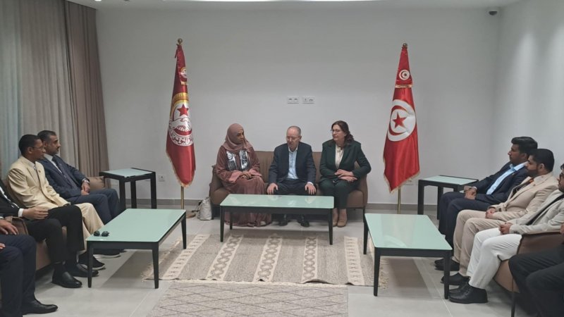 وفد نقابي عُماني في تونس لتعزيز التكوين النقابي بين المنظمتين