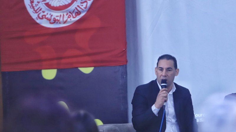 بسام الطريفي في الجامعة النقابية : علينا مقاومة الخوف، والوحدة في جبهات مدنية للدفاع عن الحقوق والحريات