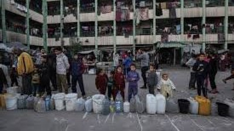 الصليب الأحمر الدولي يدعو إلى توصيل المساعدات الإنسانية لقطاع غزة دون عوائق