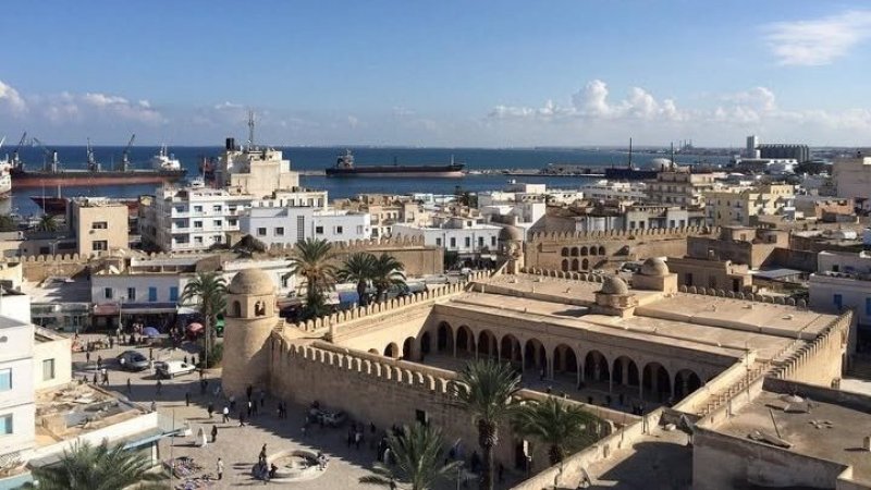 طقس اليوم الأربعاء : صاف في قطاع غزة و بعض الأمطار المتفرقة في تونس