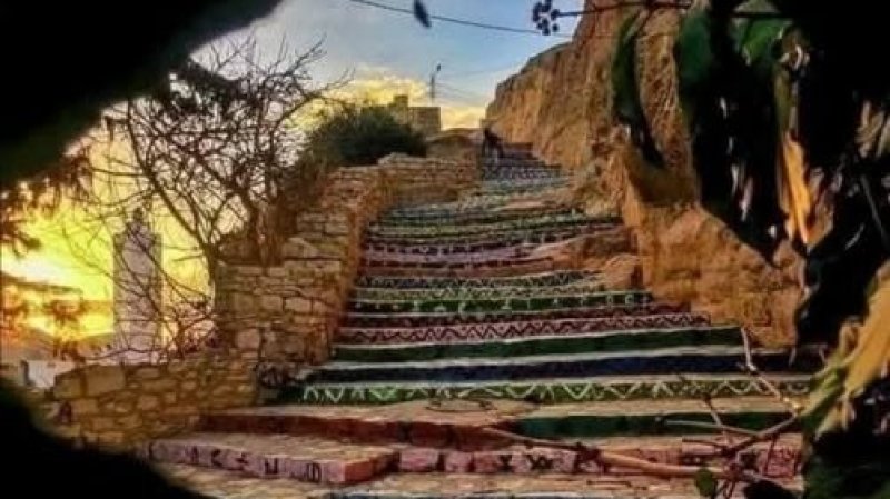 طقس اليوم الجمعة : أجواء باردة وأمطار متفرقة في قطاع غزة و طقس صاف في تونس