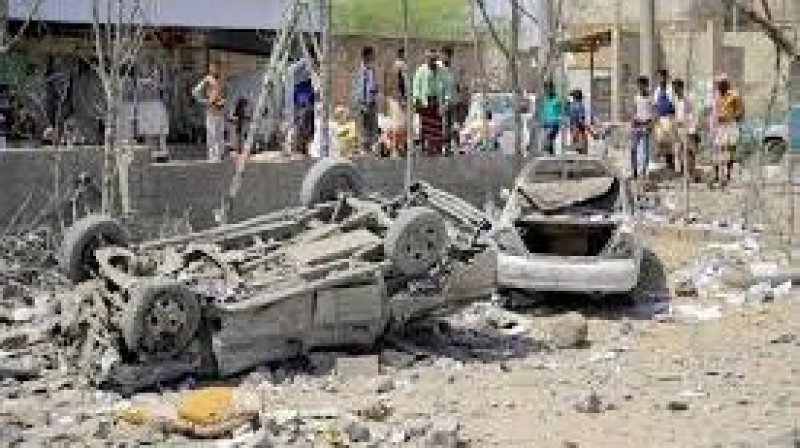الحوثيون يعلنون إستشهاد شخص في غارات أميركية ويستهدفون حاملة طائرات أميركية