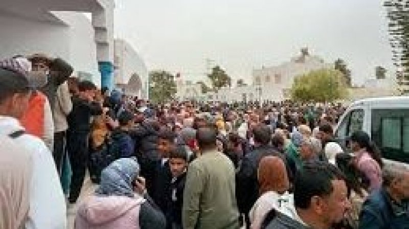 فاجعة المزونة : انهيار سور معهد يودي بحياة 3 تلاميذ وغدا يوم حداد جهوي