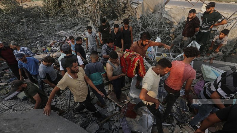 ارتفاع حصيلة الشهداء في قطاع غزة إلى 52.567 والإصابات إلى 118.610 منذ بدء العدوان