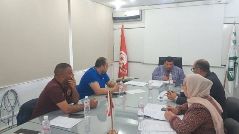 جلسة عمل بمقر ديوان تربية الماشية و توفير المرعى
