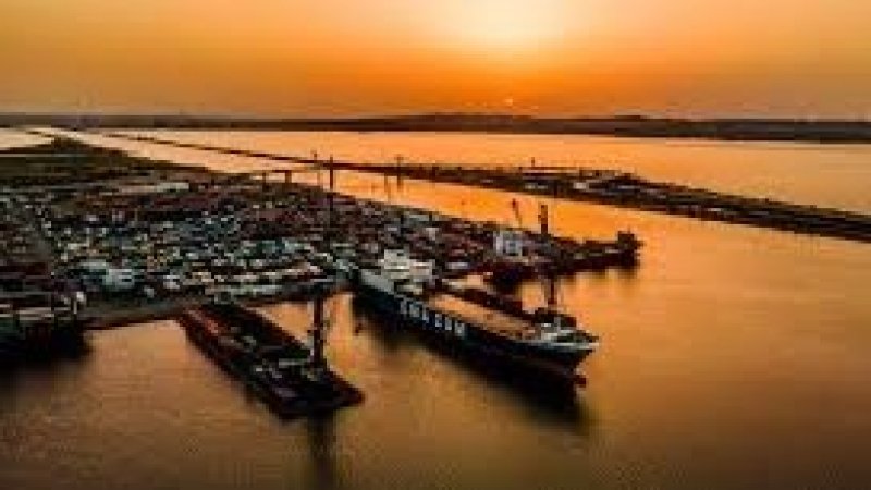 حول الوضع في ميناء رادس : من التشخيص الى التنفيذ ...كفى مزايدات