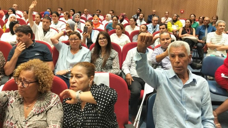 من بينها تفعيل الفصل 412 وترسيم عملة المناولة : هذه مطالب أعوان البنك الوطني الفلاحي