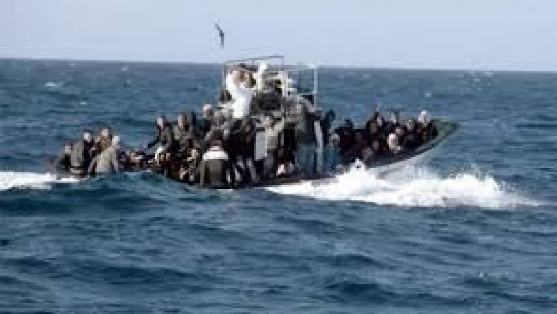 هياكل الإنقاذ والنجدة ببنزرت : انقاذ 12 فرد بعد ان علقوا منذ أربعة أيام في عرض البحر