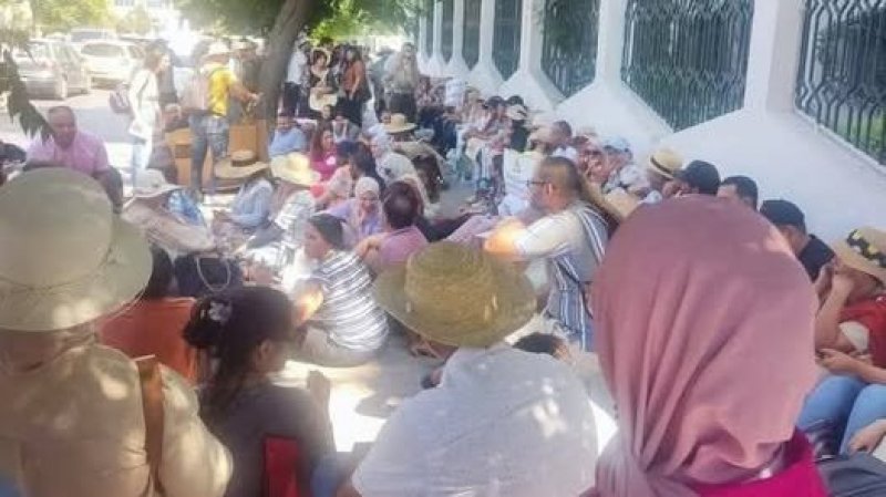 المنتدى التونسي للحقوق الاقتصادية والاجتماعية يعلن تضامنه مع حاملي شهادة الدكتوراه